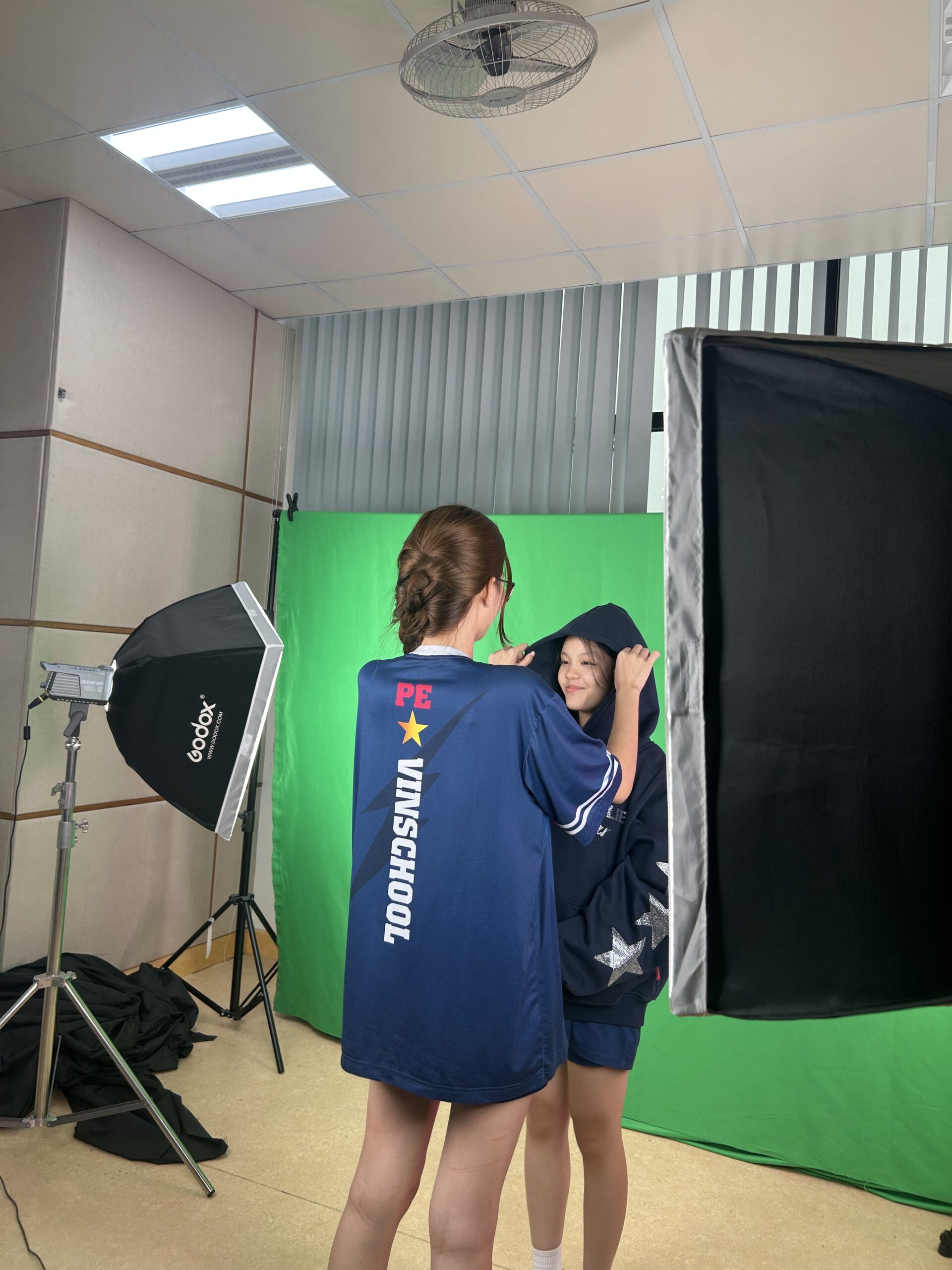 Last Christmas, Behind the Green Screen